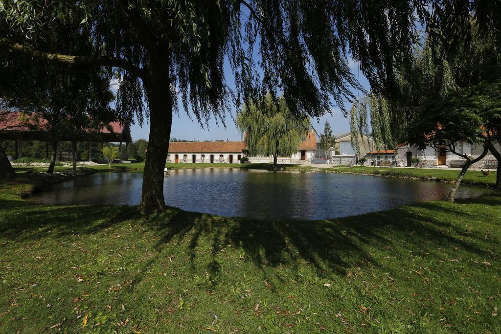 Domaine De Collen Bed & Breakfast Lépine Exterior foto